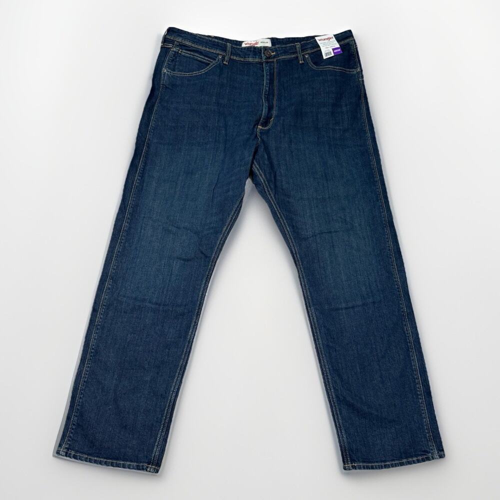 NWT Wrangler Regular Fit Cotton Denim Jeans Men's Size 40x30 Dark Wash Stretch